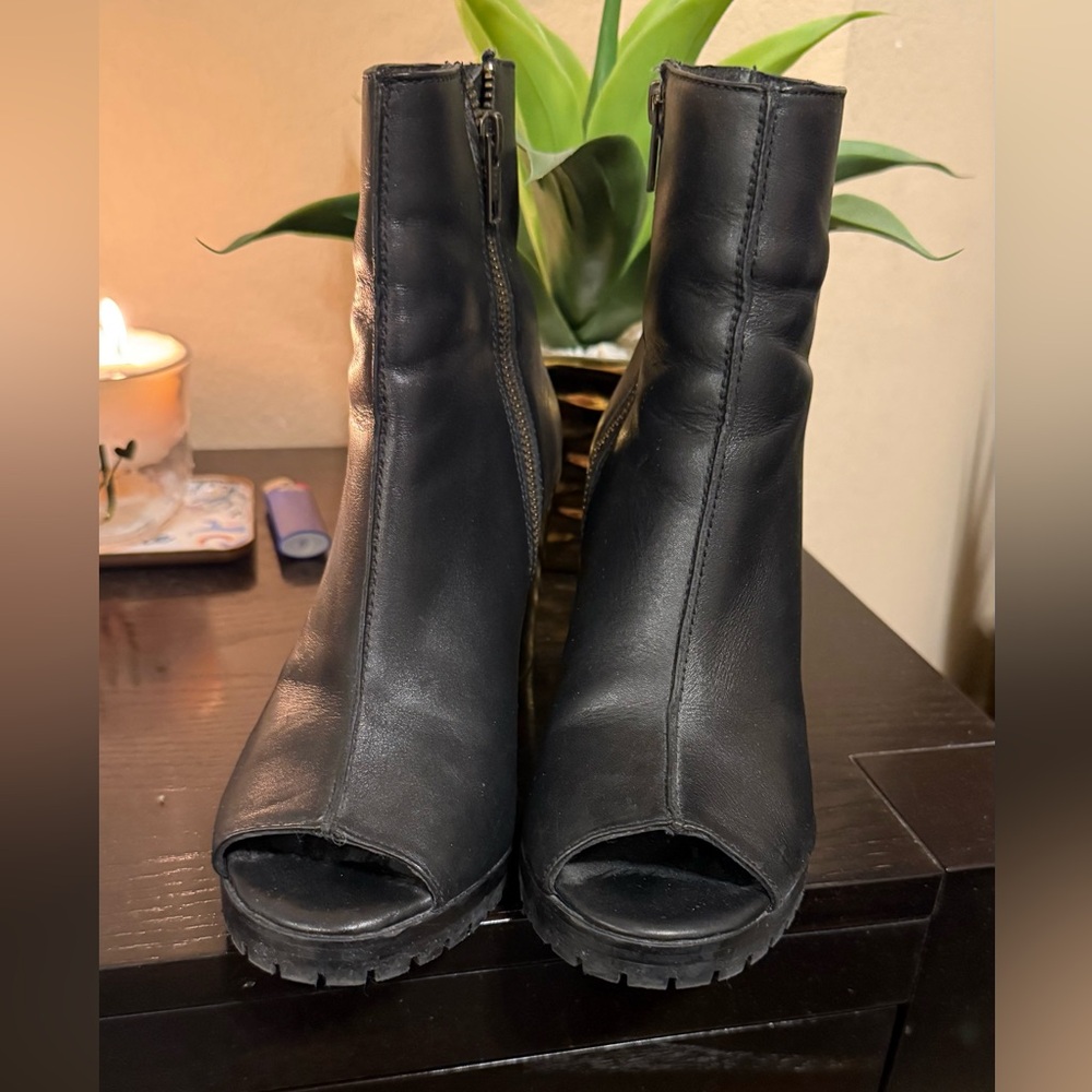 Steve Madden Black Heeled Ankle Boots